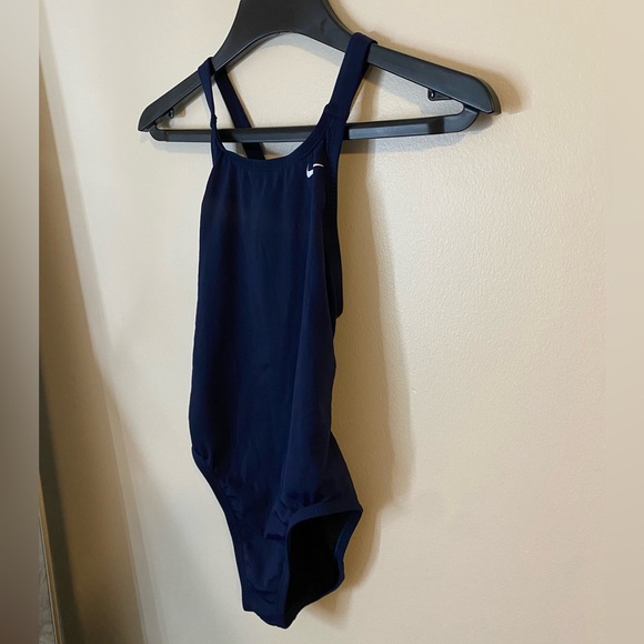 Nike Womens Dark Blue One piece Swimsuit size 4 - Picture 2 of 9